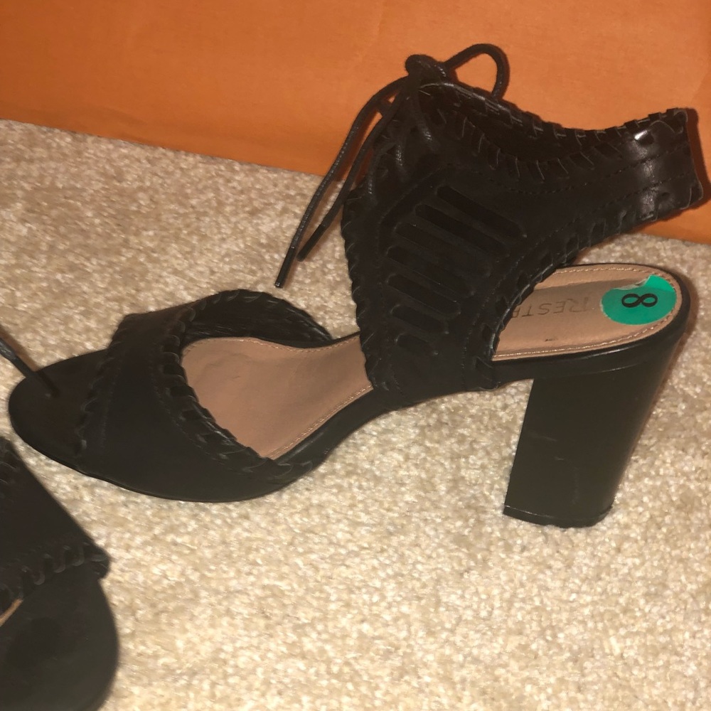 Restricted Open Toe Block Heel! - image 3